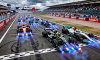 F1英国大奖赛银石赛道起跑线众多赛车